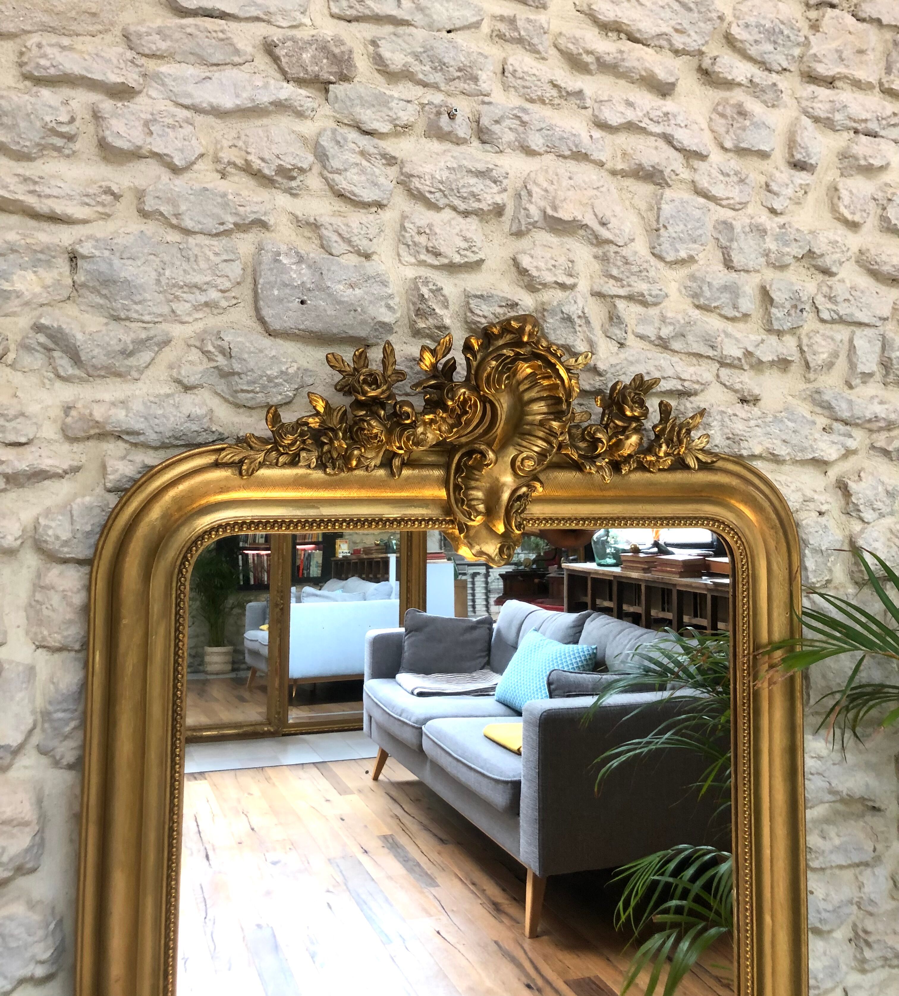 Louis-Philippe mirror with pediment late 19th century, 150x82.5cm