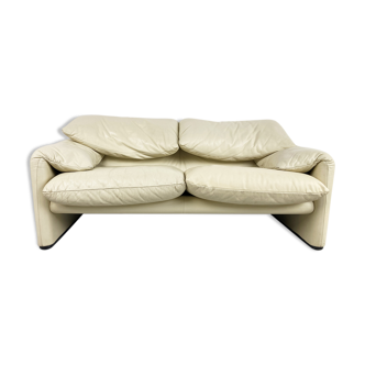Leather Maralunga sofa by Vico Magistretti for Cassina
