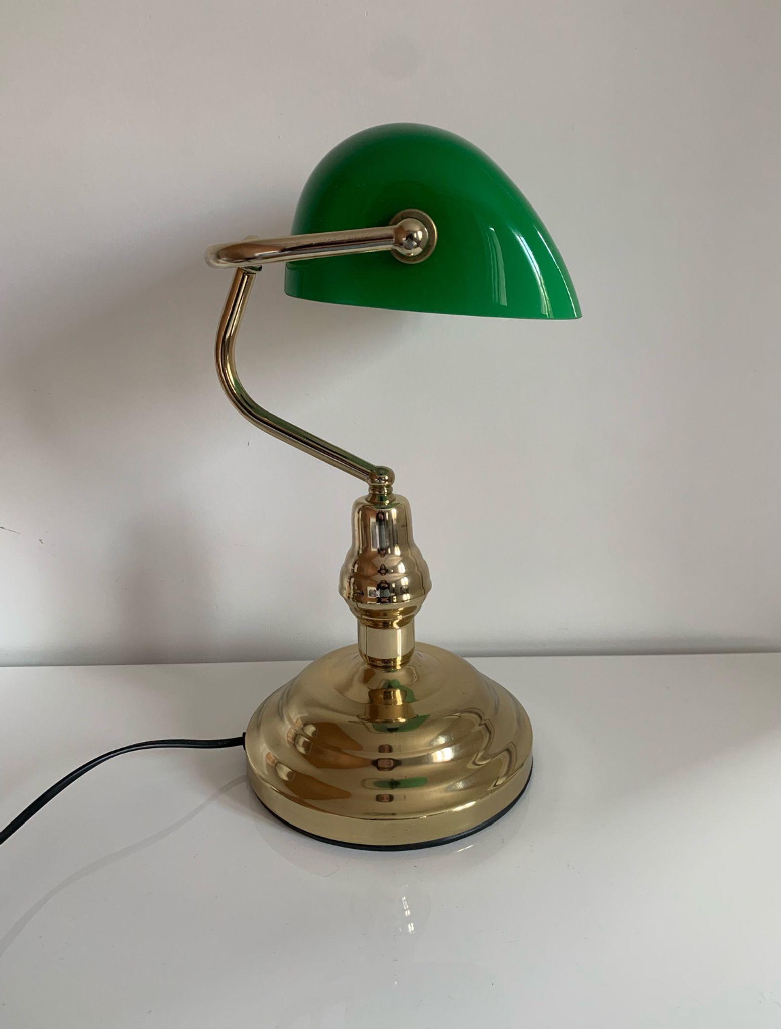Desk lamp