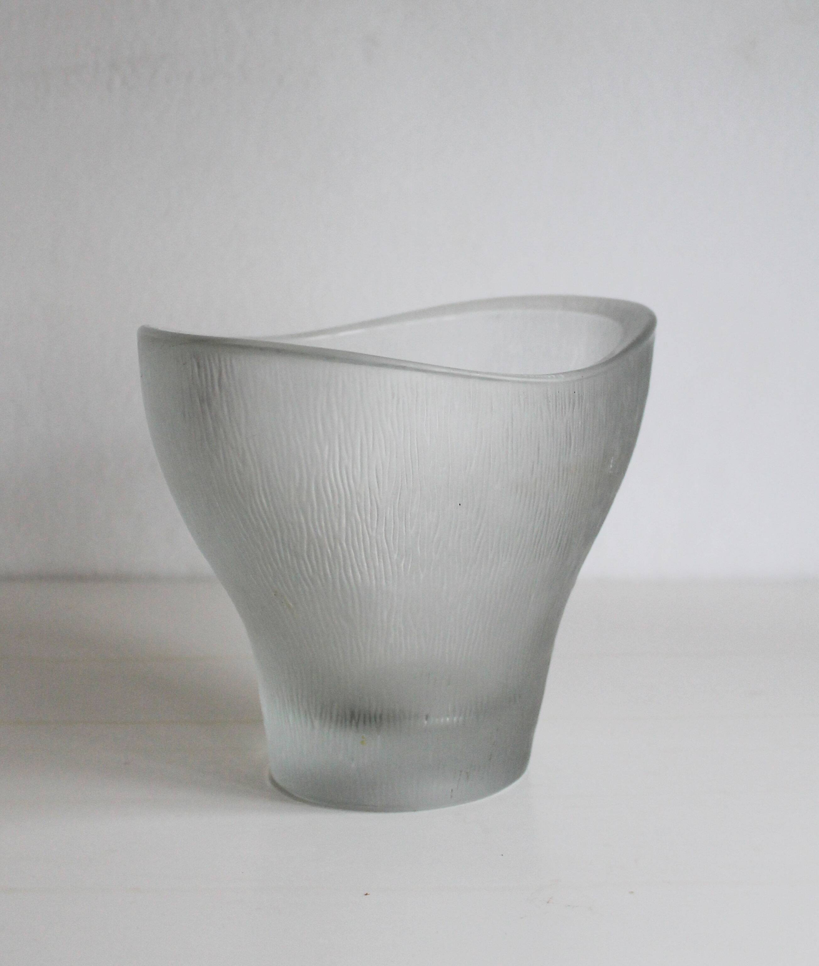 1962 “Eye Bath” Bowl by Frantisek Vizner for Rudolfova hut