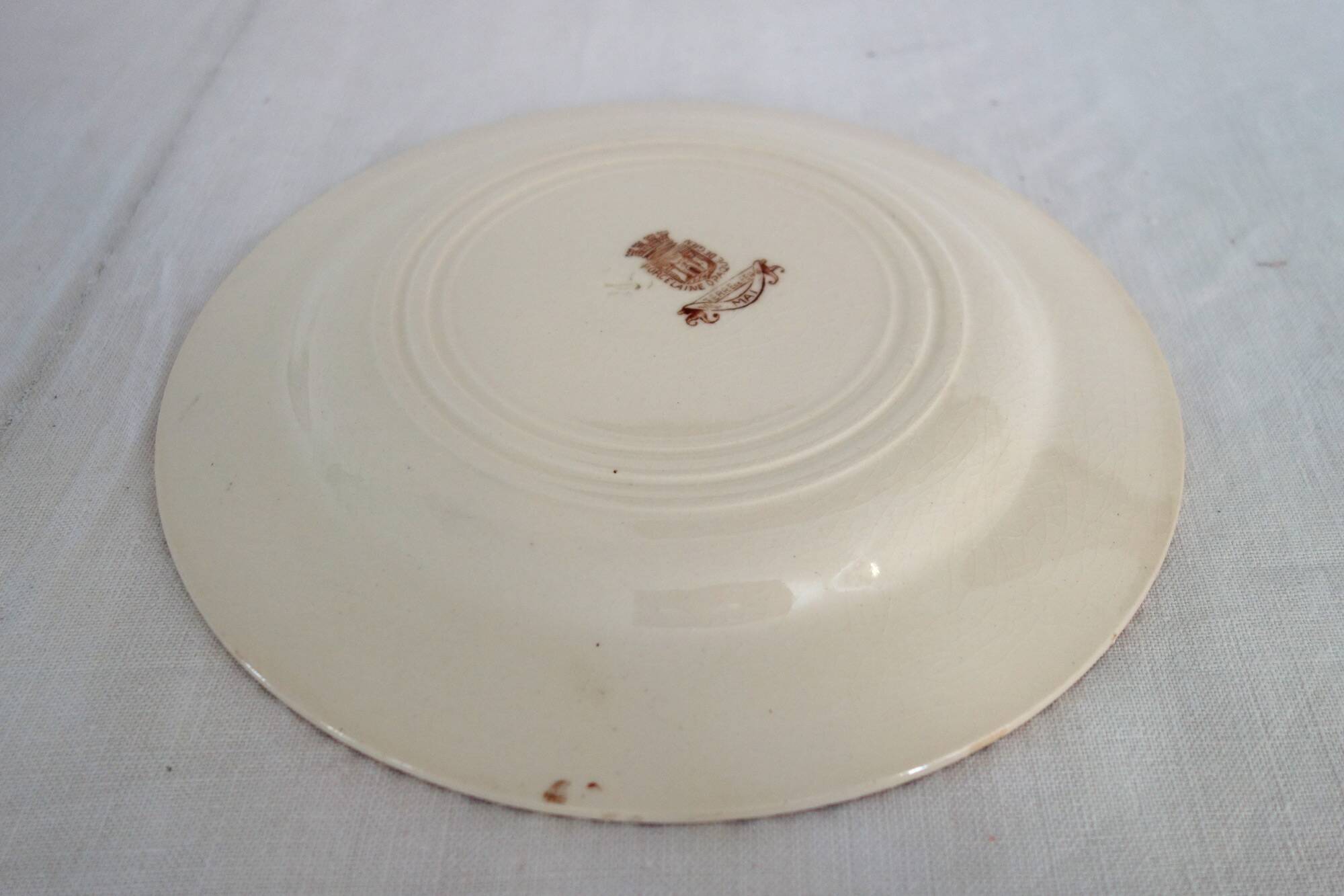 11 flat plates Terre De Fer Gien model Mai circa 1900