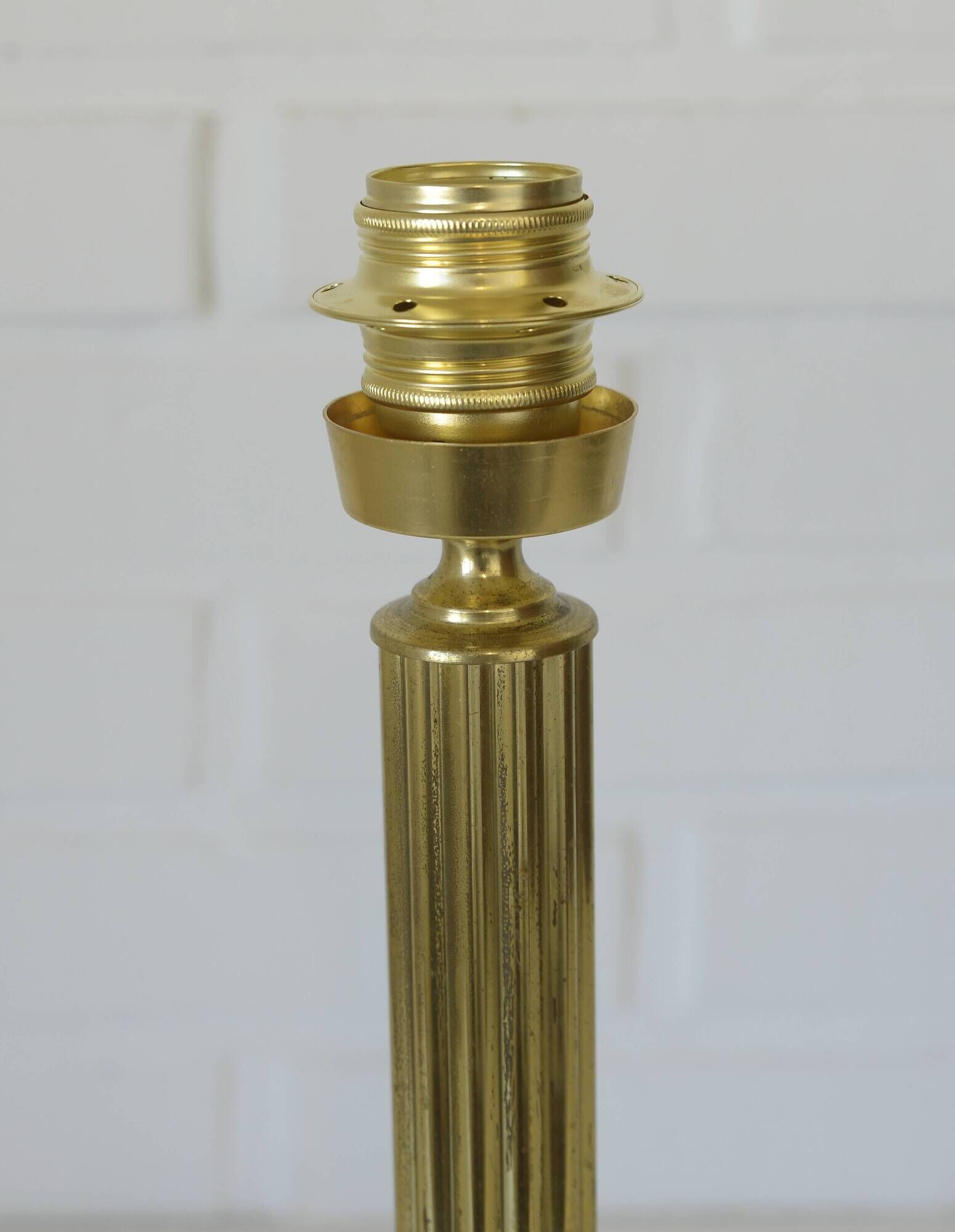 Vintage Brass Table Lamp Base / Hollywood Regency Lamp / Neoclassical Light
