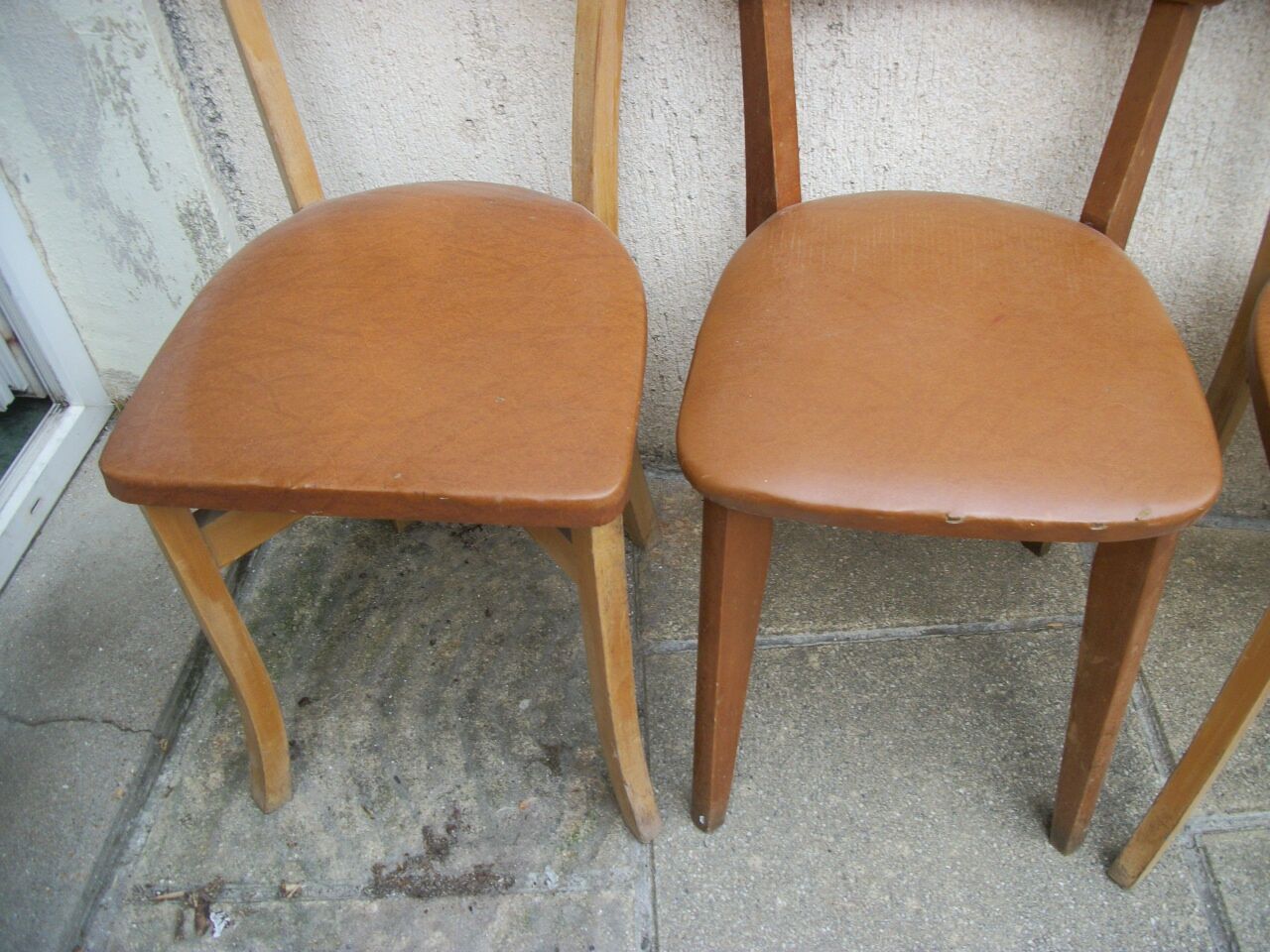 4 bistrot chairs