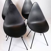 Set Of Four Dining Chairs Model 3110 Made In Black By Arne Jacobsen For Fritz Hansen From 2016s