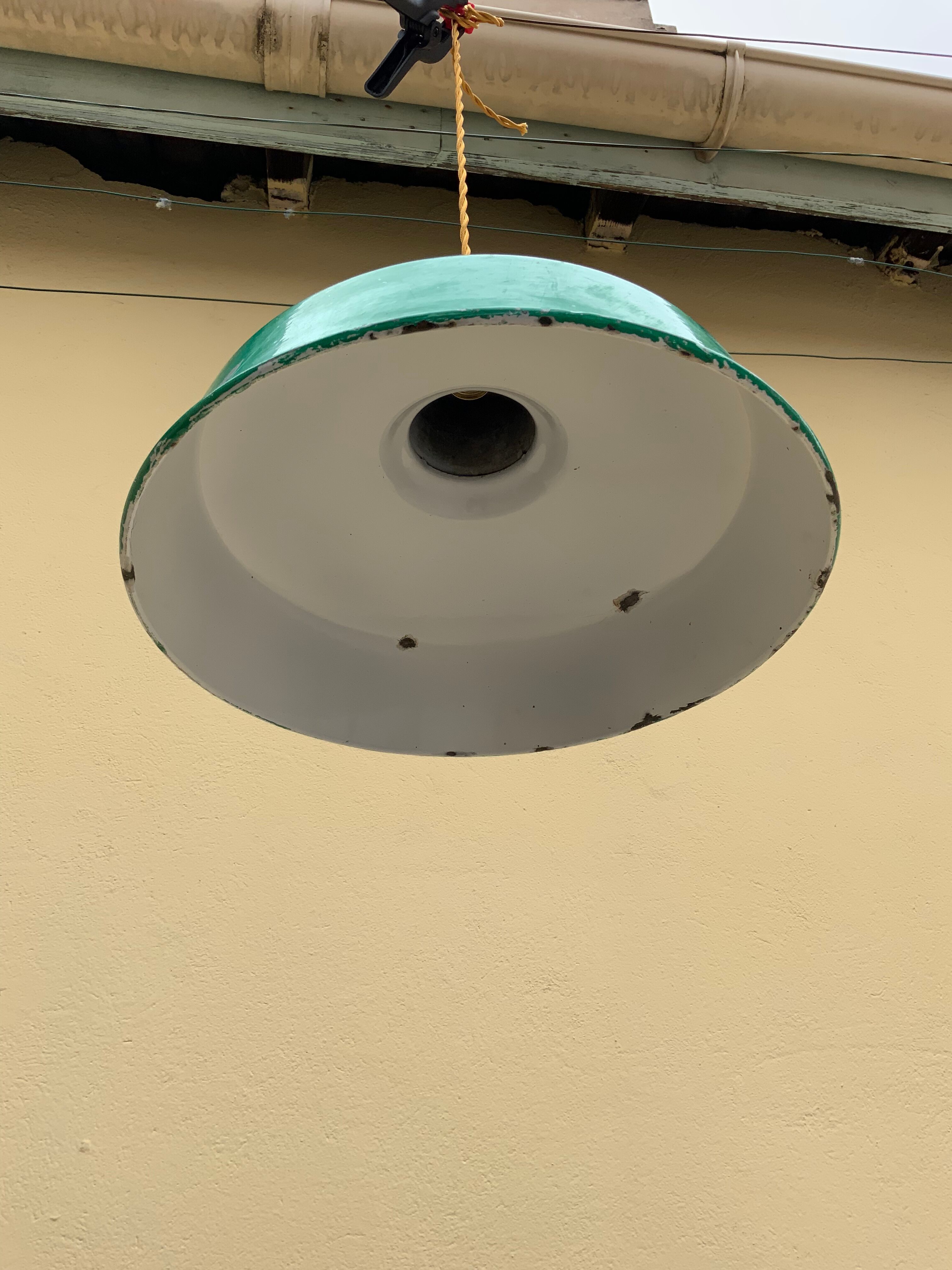 Industrial hanging lamp