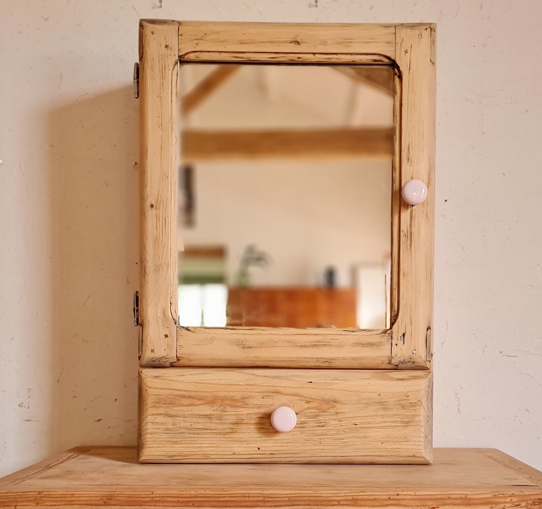 Vintage medicine cabinet 50s raw wood