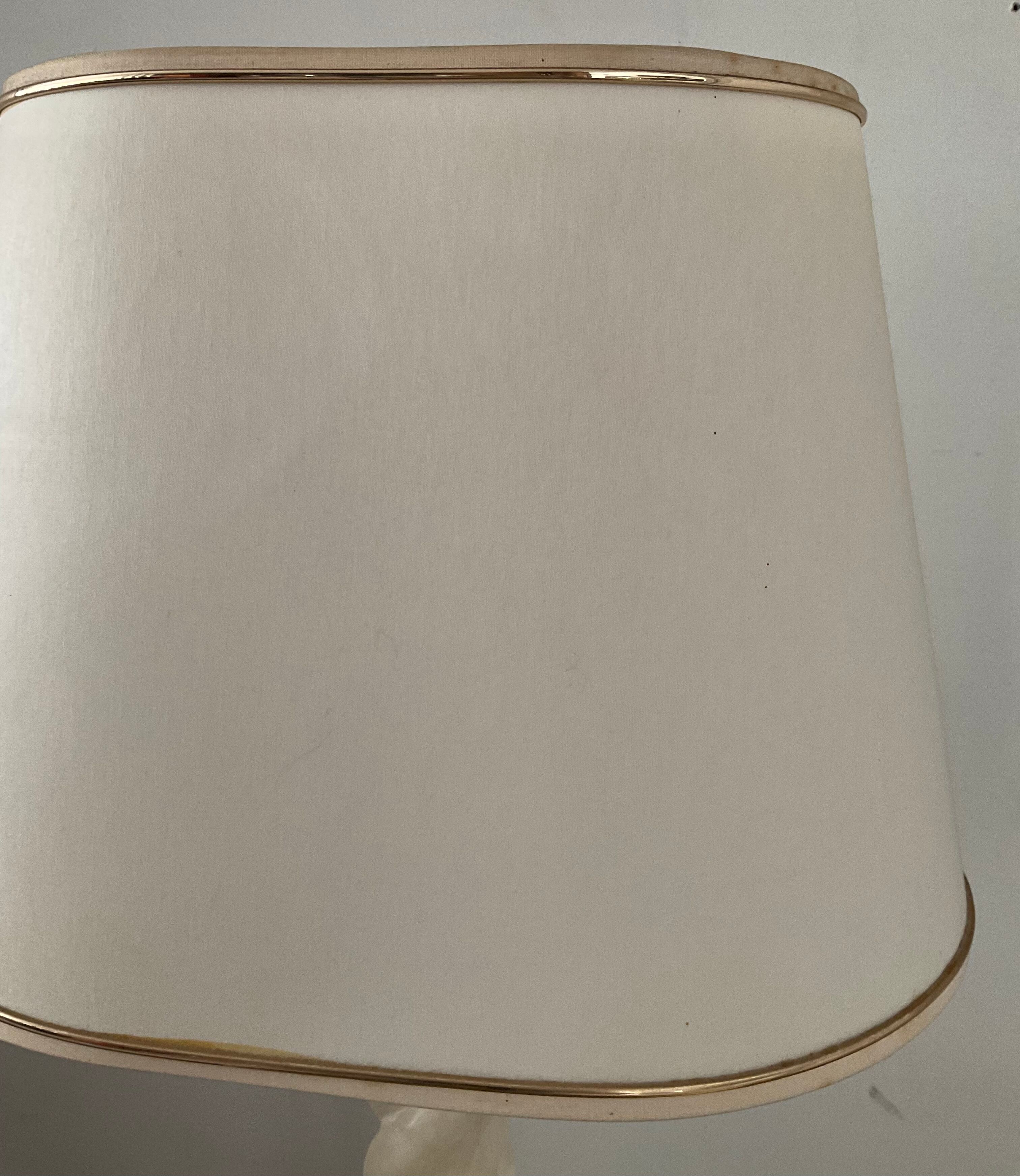 Vintage column lamp in white marble 70s