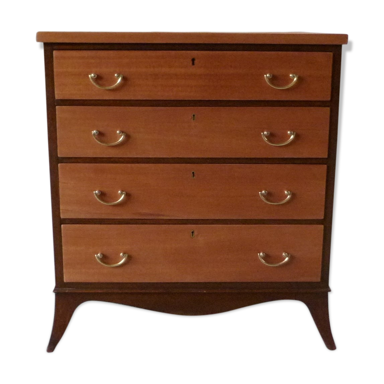 Ancient english chest of drawers