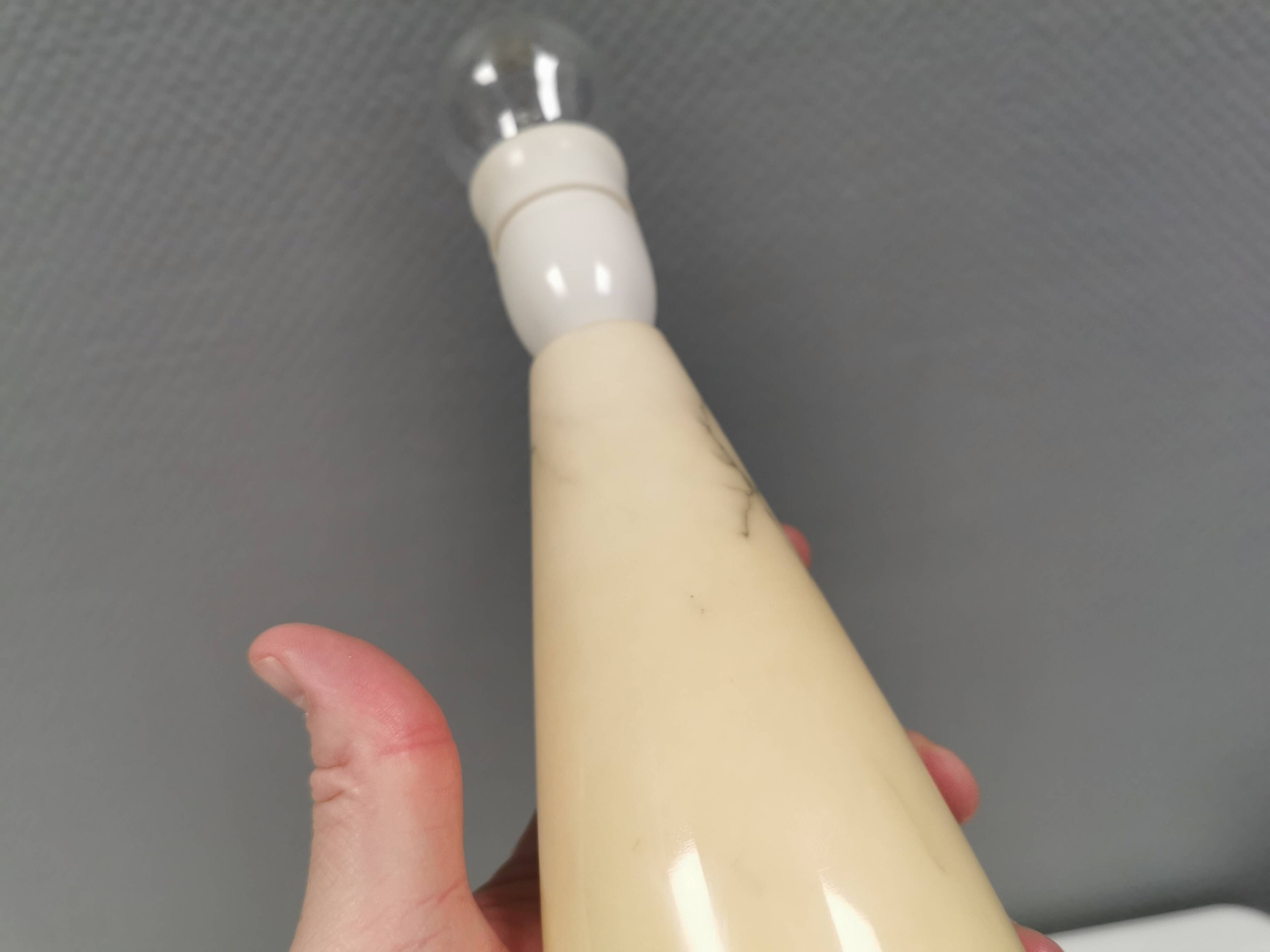 Table lamp in solid marble. Danish from the 80s.