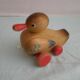 Jouet en bois articulé canard à tirer