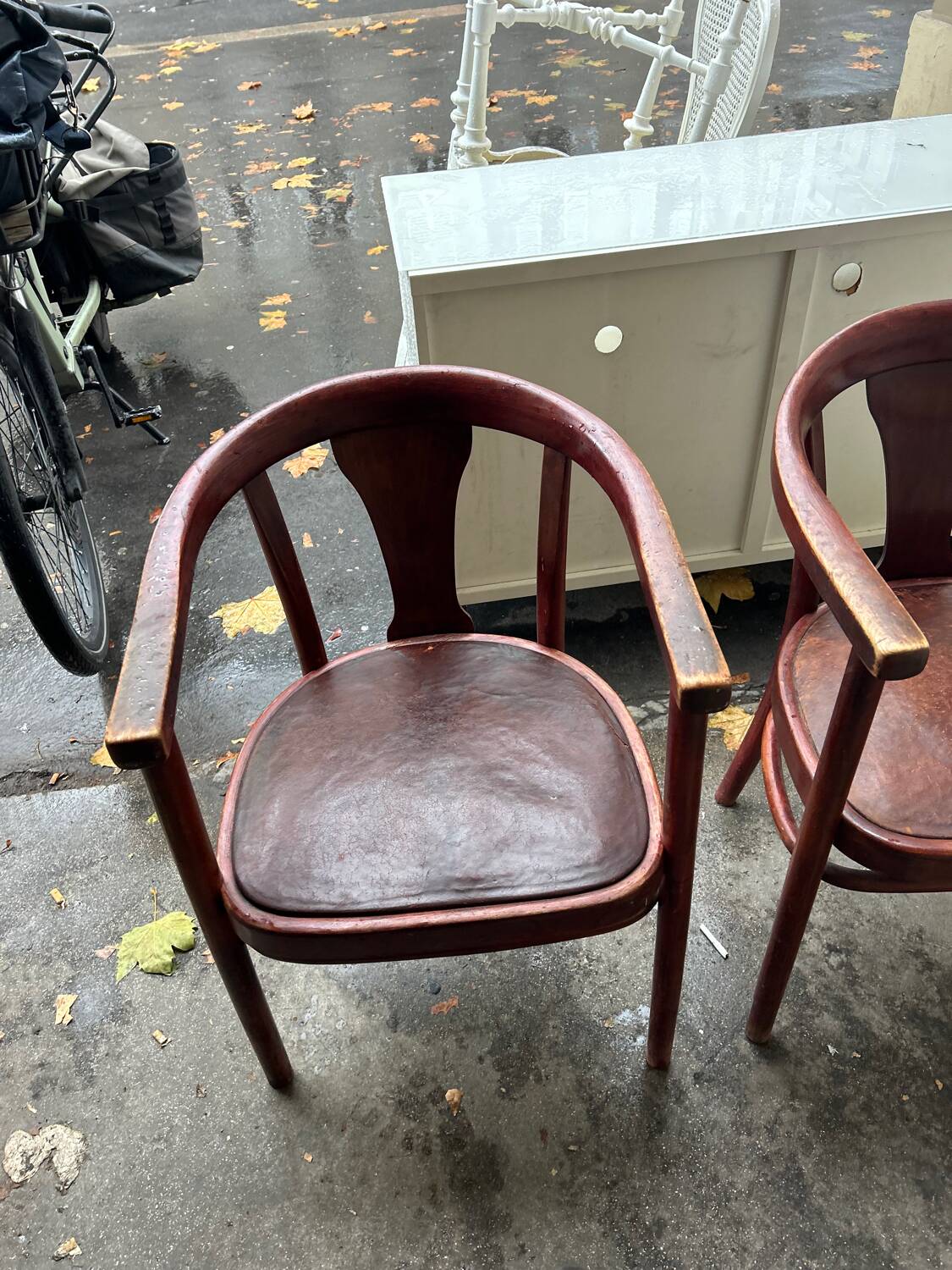 Two Thonet 967f F leather bistro chairs