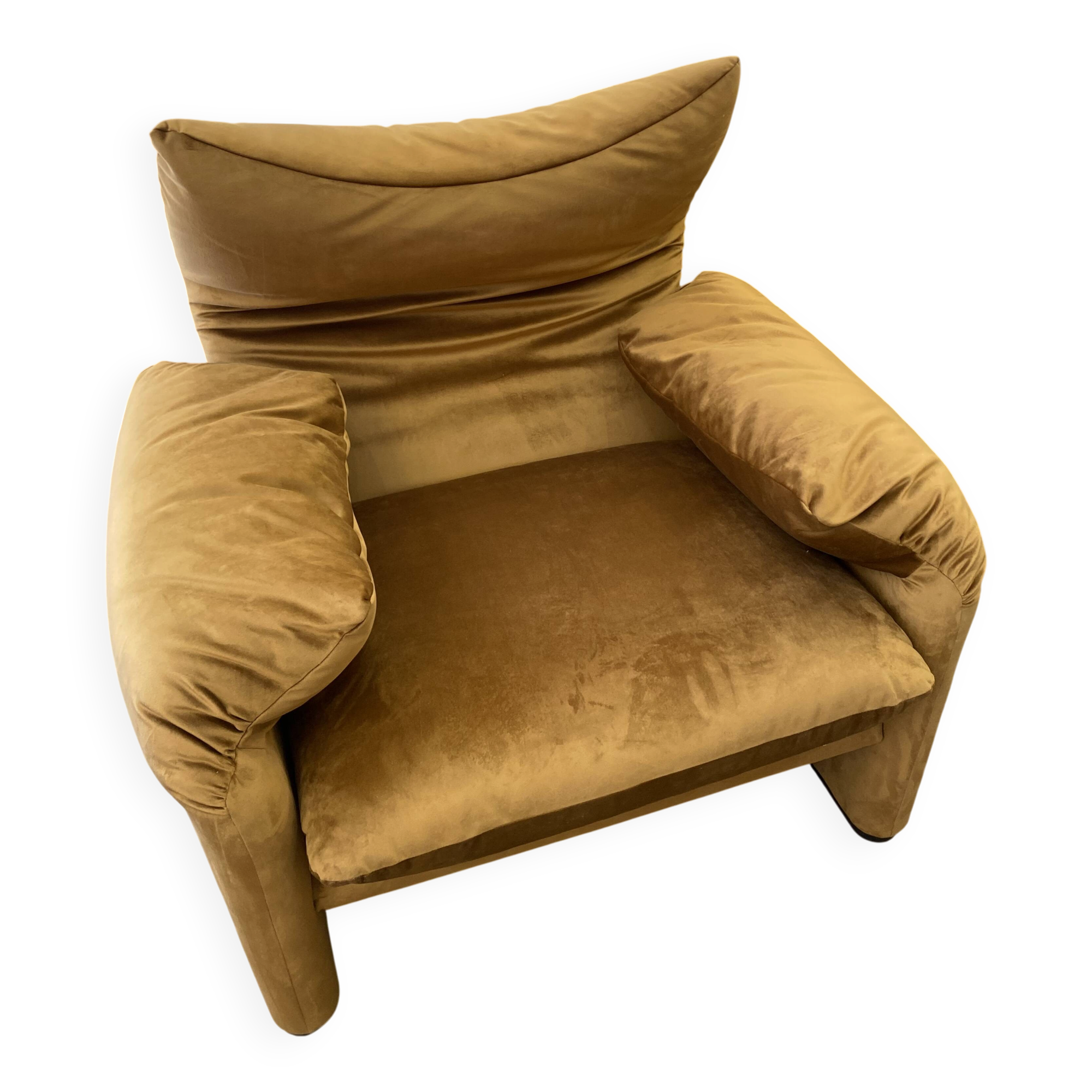 Maralunga Armchair - CASSINA