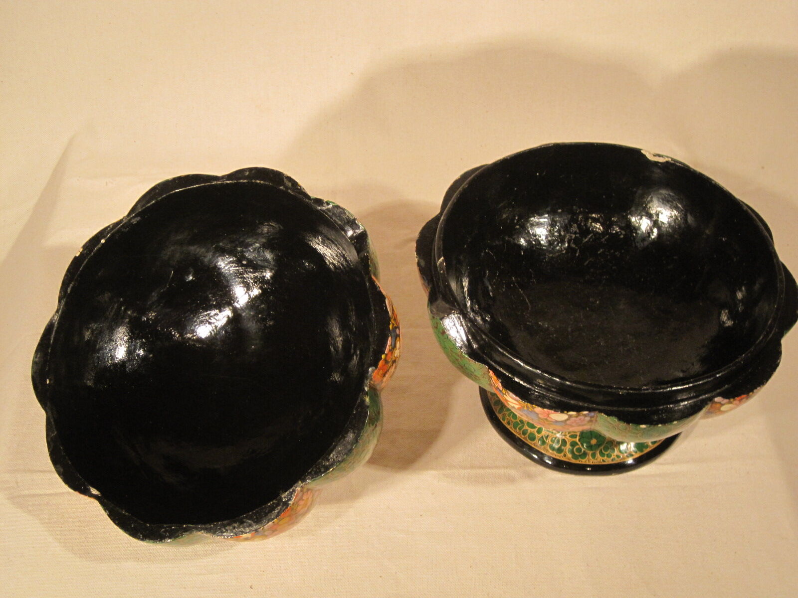 Round Pumpkin-Shaped Box in Painted Papier-Mâché
