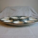 Oyster dish in majolic or dabbling for 12 shells