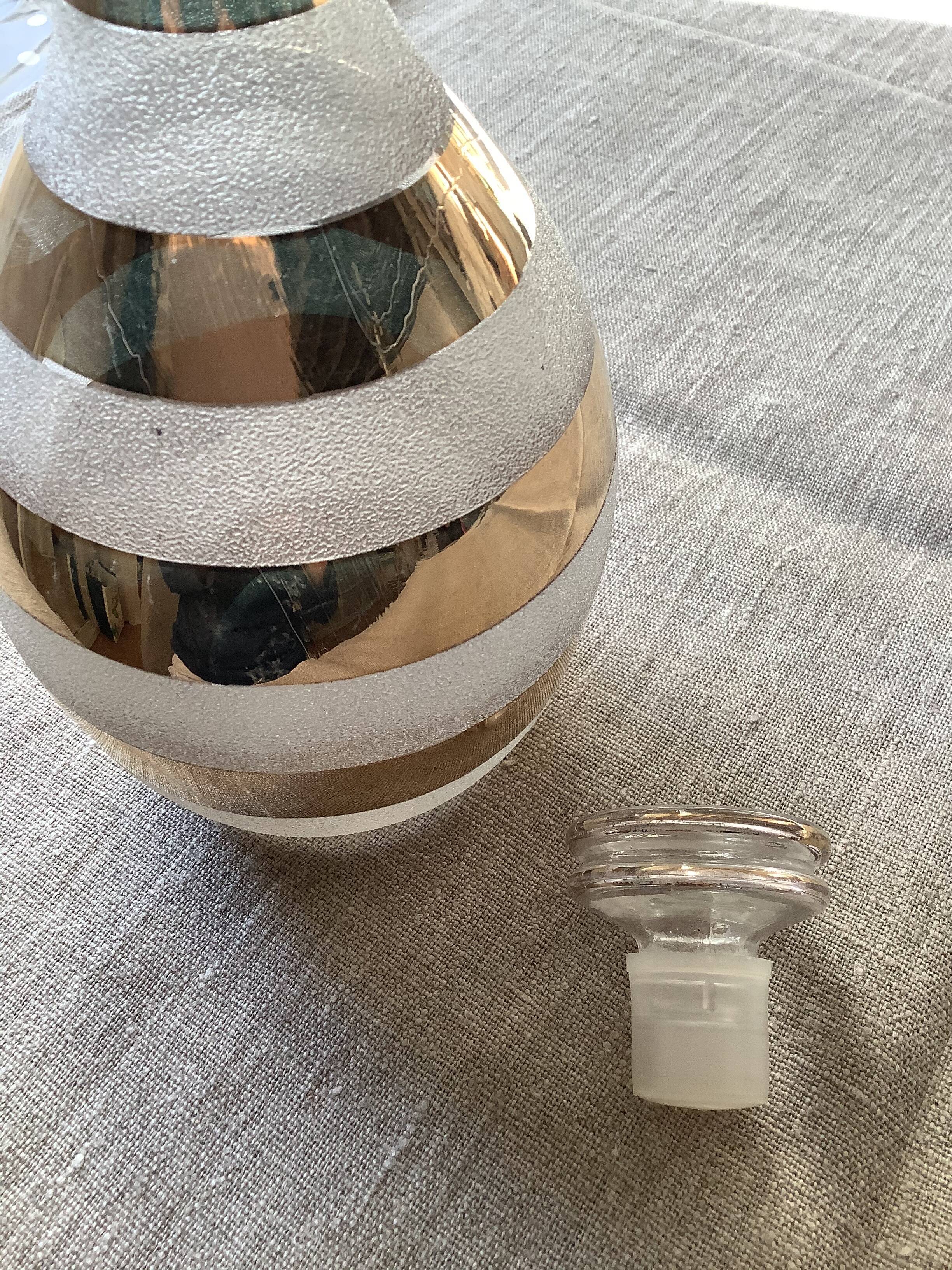 Granite glass carafe