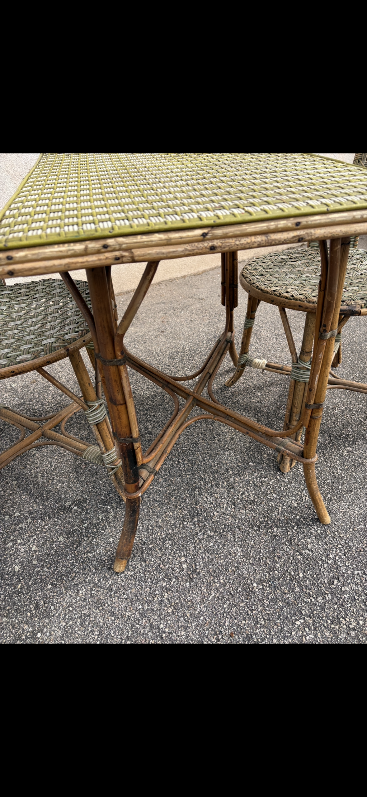 Wicker garden furniture 1920