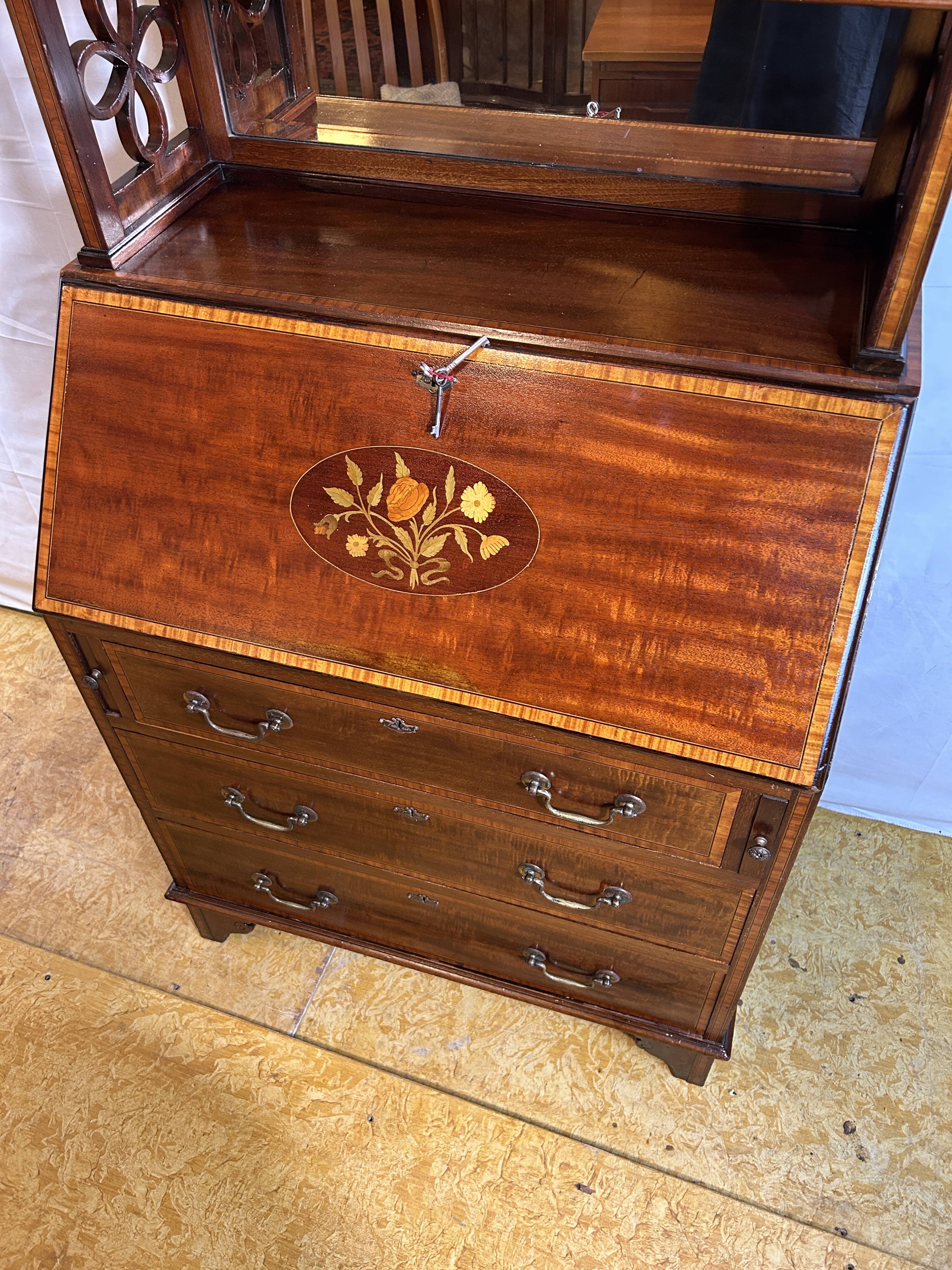 Antique Edwardian Bureau Bookcase with Inlaid Floral Detail – Early 20th Ce