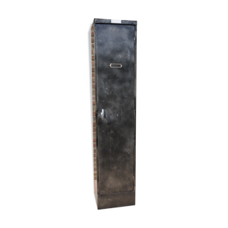 Workshop one cabinet door