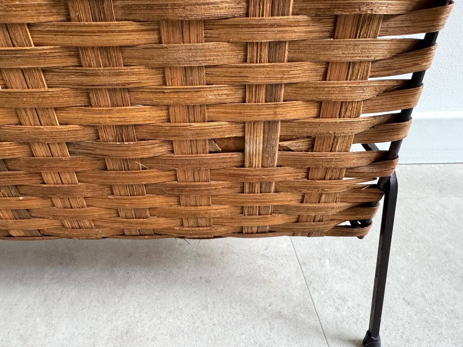 Vintage magazine stand / magazine basket