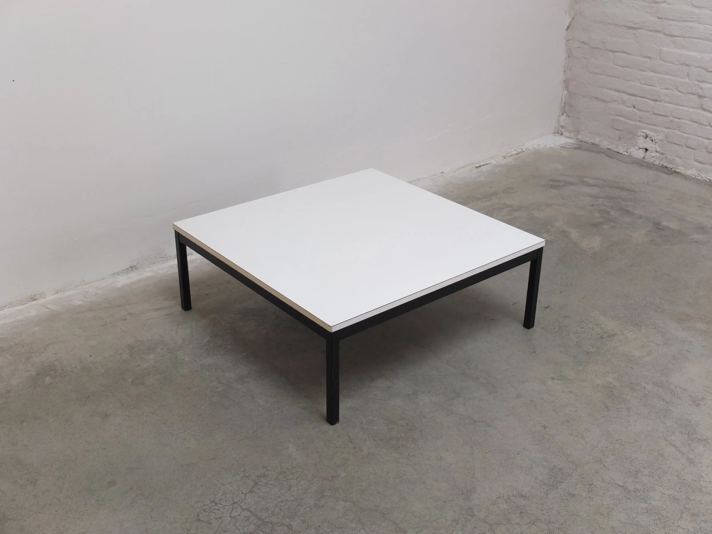 Table basse ou table d'appoint par Martin Visser pour 't Spectrum, 1961