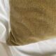 Coussin en velour vintage