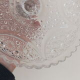 Display cup in molded glass