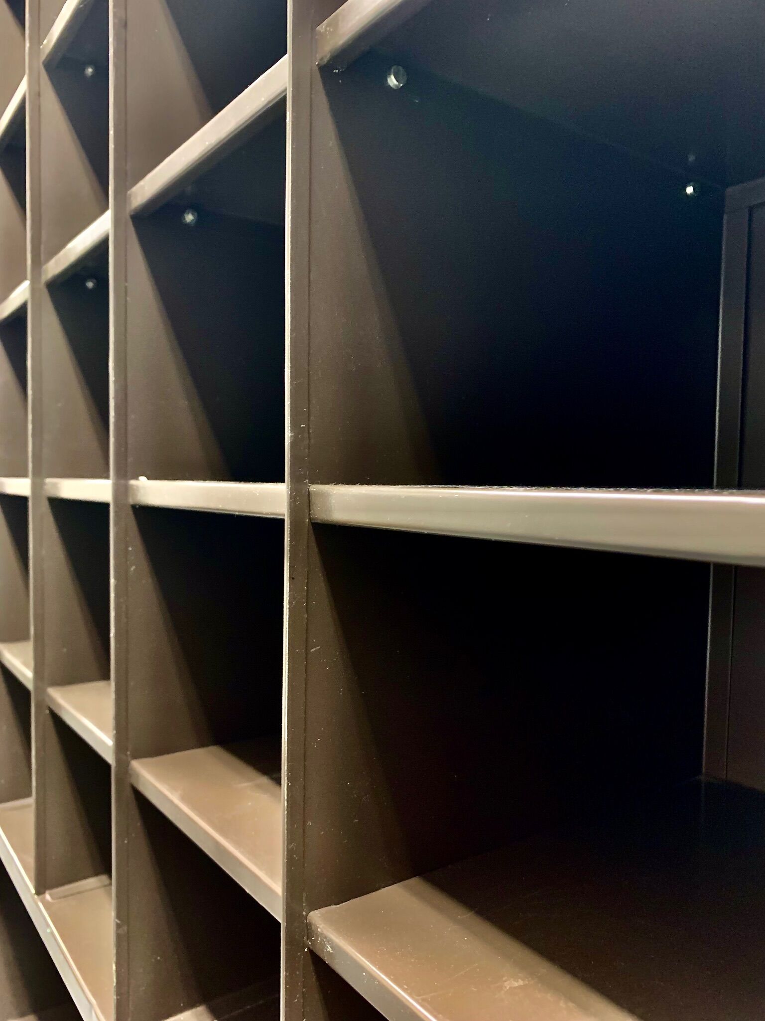 Industrial storage cabinet