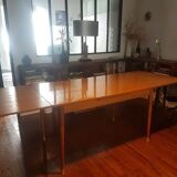 Vintage table with extension
