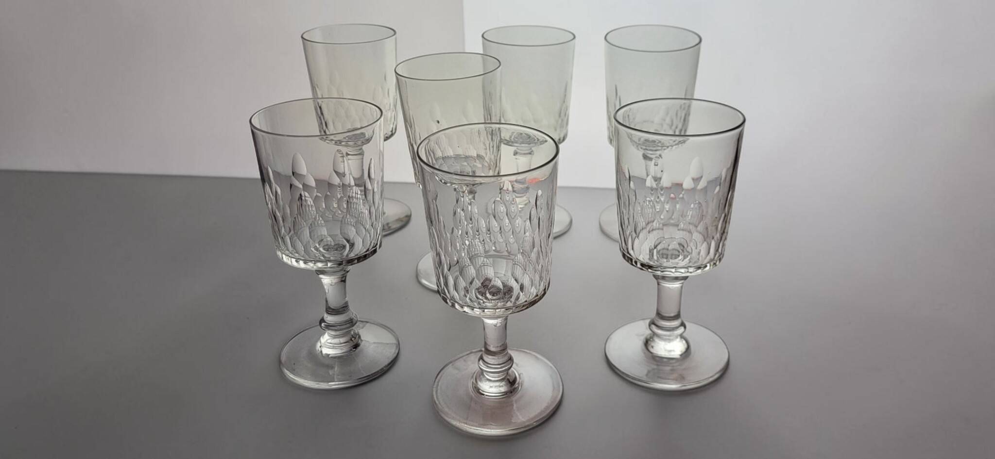 Baccarat - 7 verres à vin modèle Champigny Richelieu
