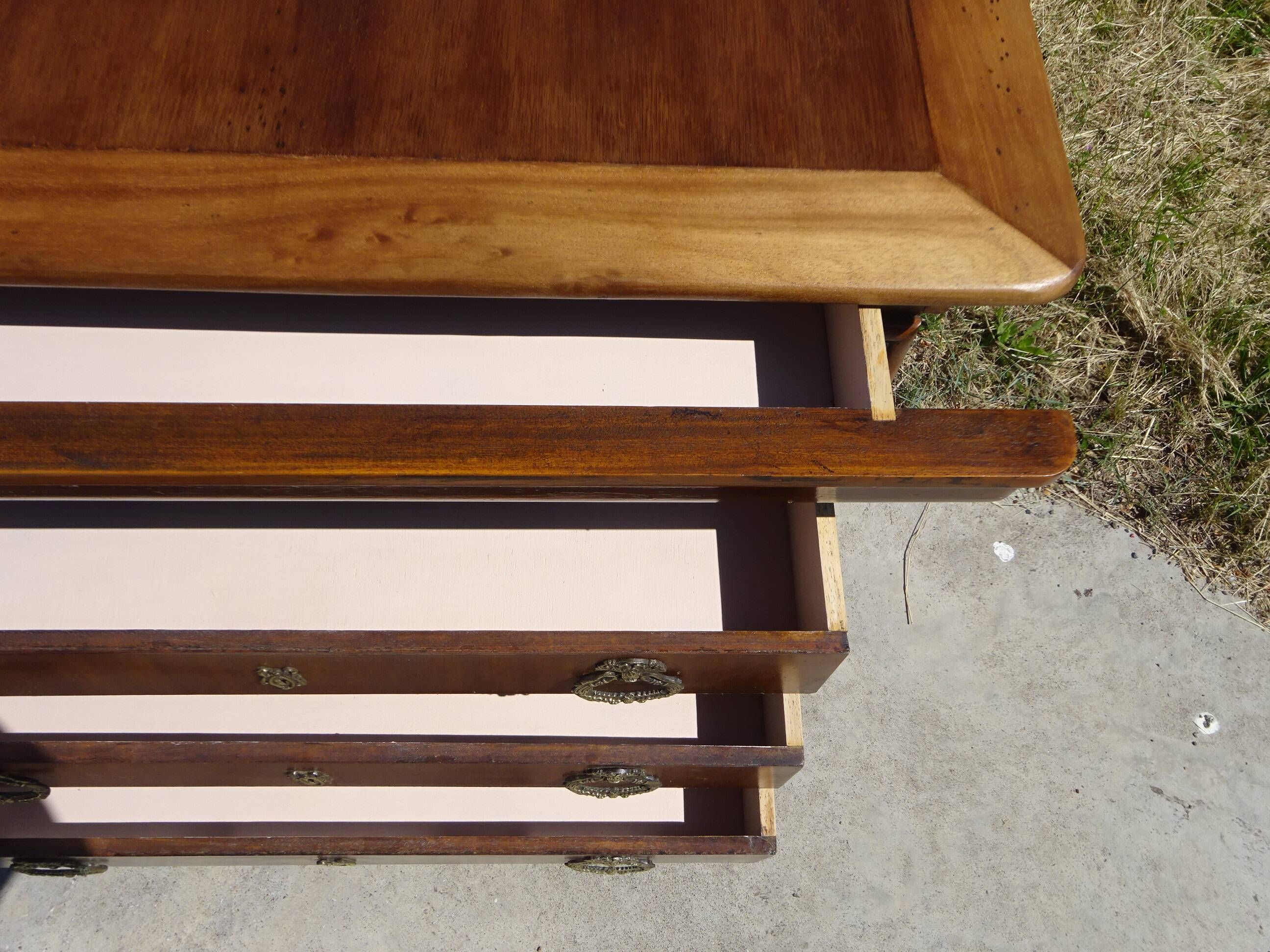 Commode 4 tiroirs, tout en bois