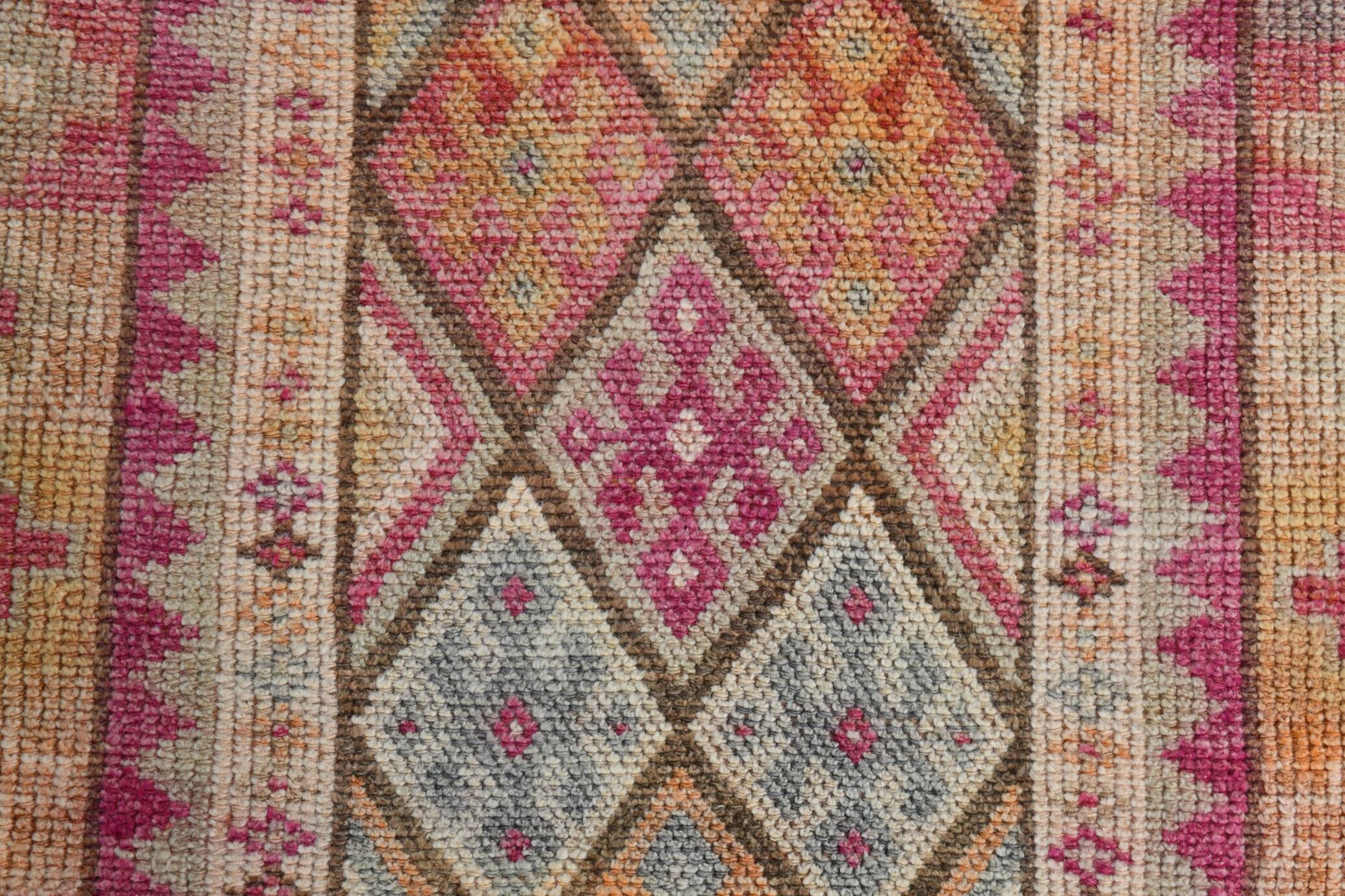Tapis couloir kilim vintage, Tons pastel rose, bleu et beige, 94x409