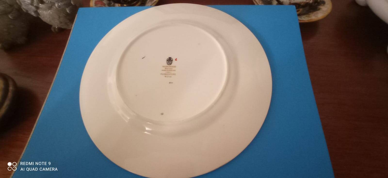 Assiettes à dessert en porcelaine fine Wedgwood Florentine turquoise