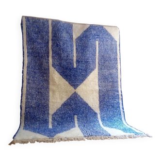 Traditional Berber rug 3 x 2 m