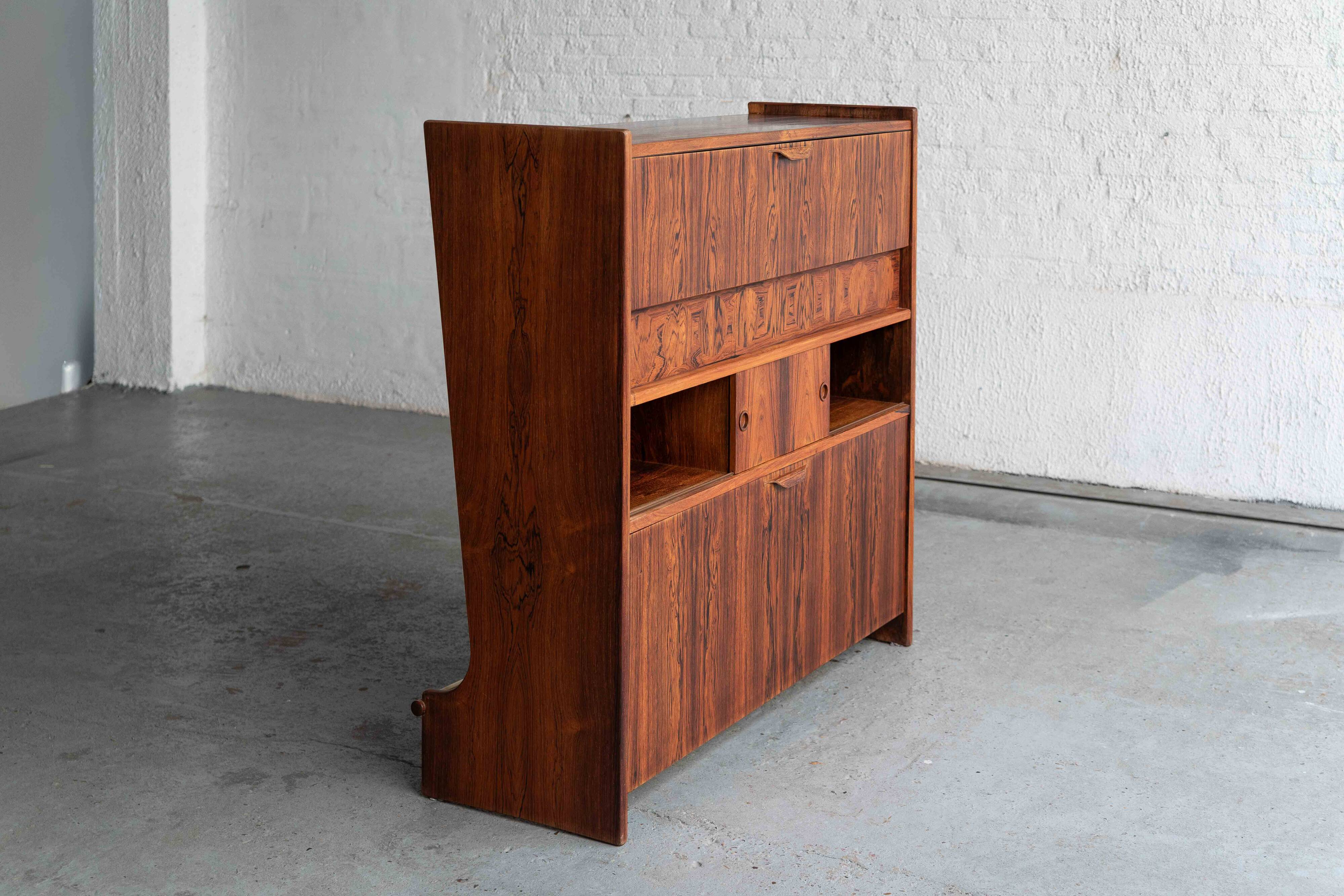 Dry Bar by Johannes Andersen