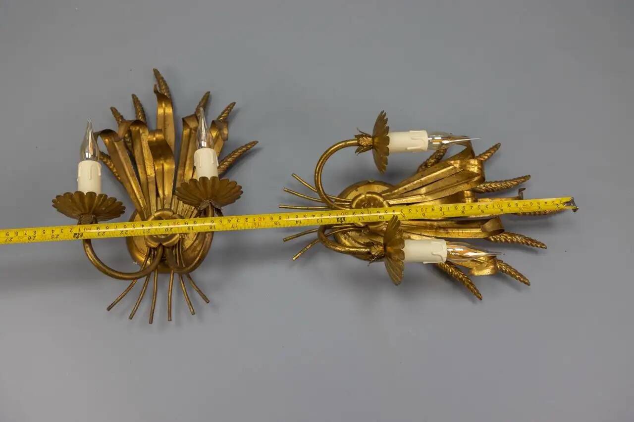 Pair of Hollywood Regency Style Gilt Metal Wheat Sheaf Wall Sconces, 1970s