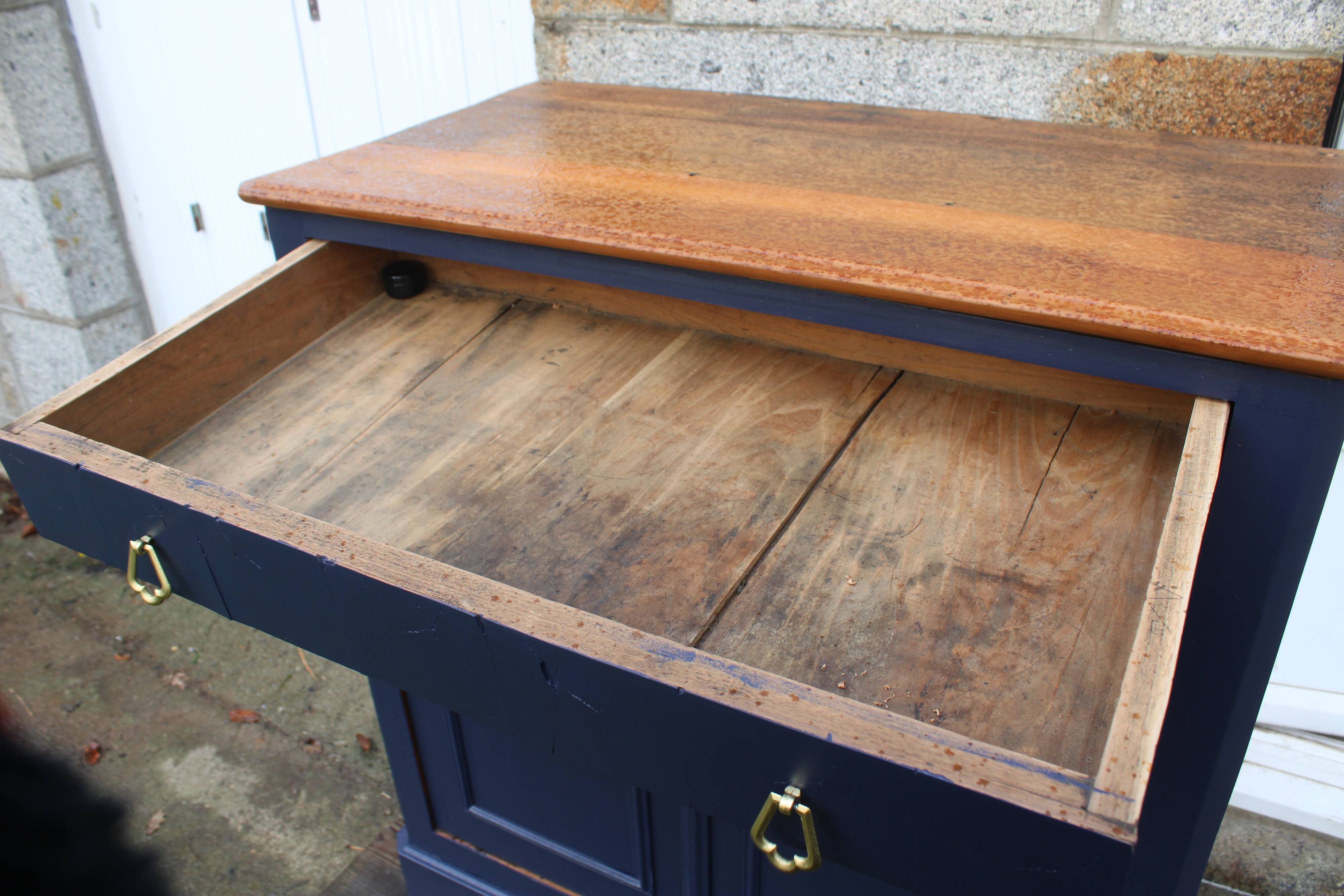 Antique solid wood sideboard – Deep blue & wooden top