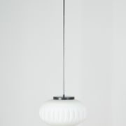 Suspension en verre opaline par Napako années 60