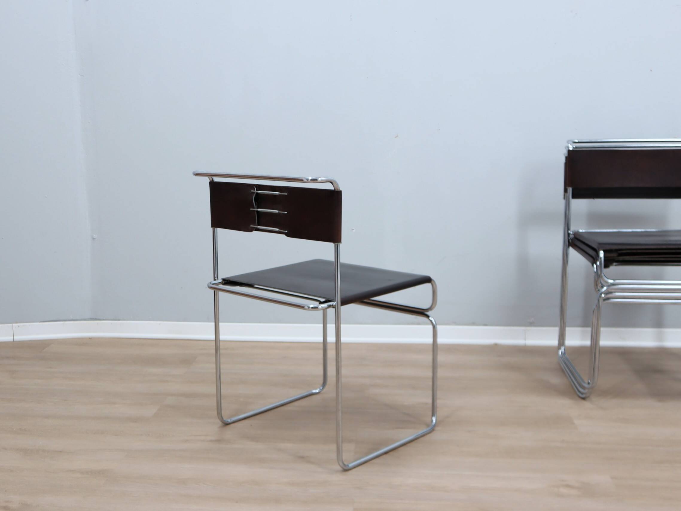 Ensemble de 4 chaises Giovanni Carini "Libellula" pour Planula, Italie, années 1970.