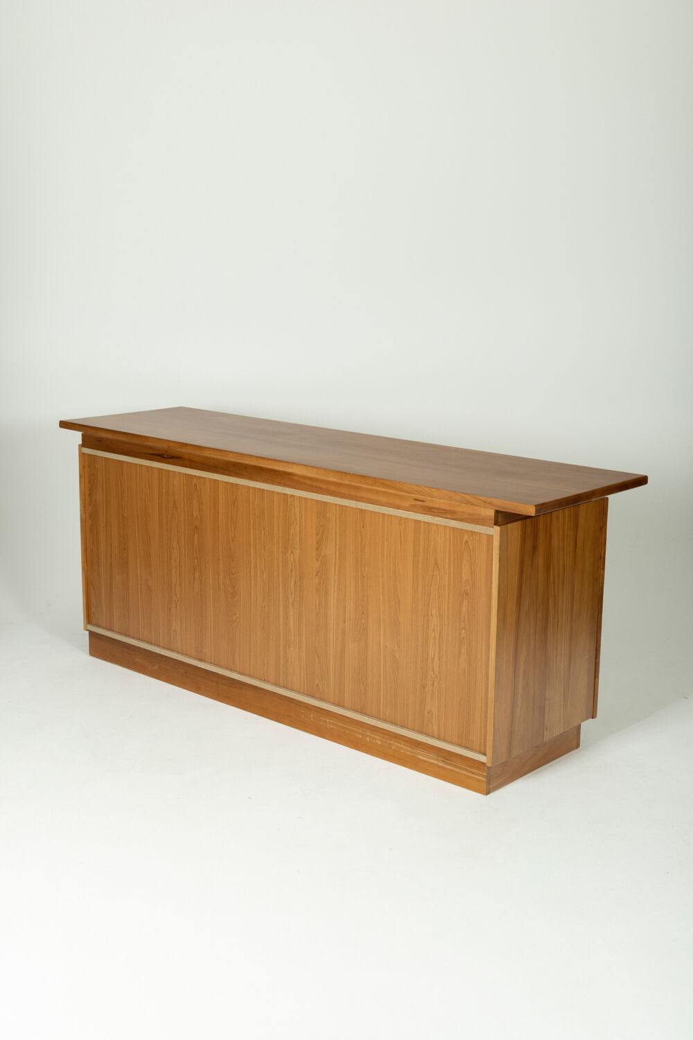 Enfilade en orme massif