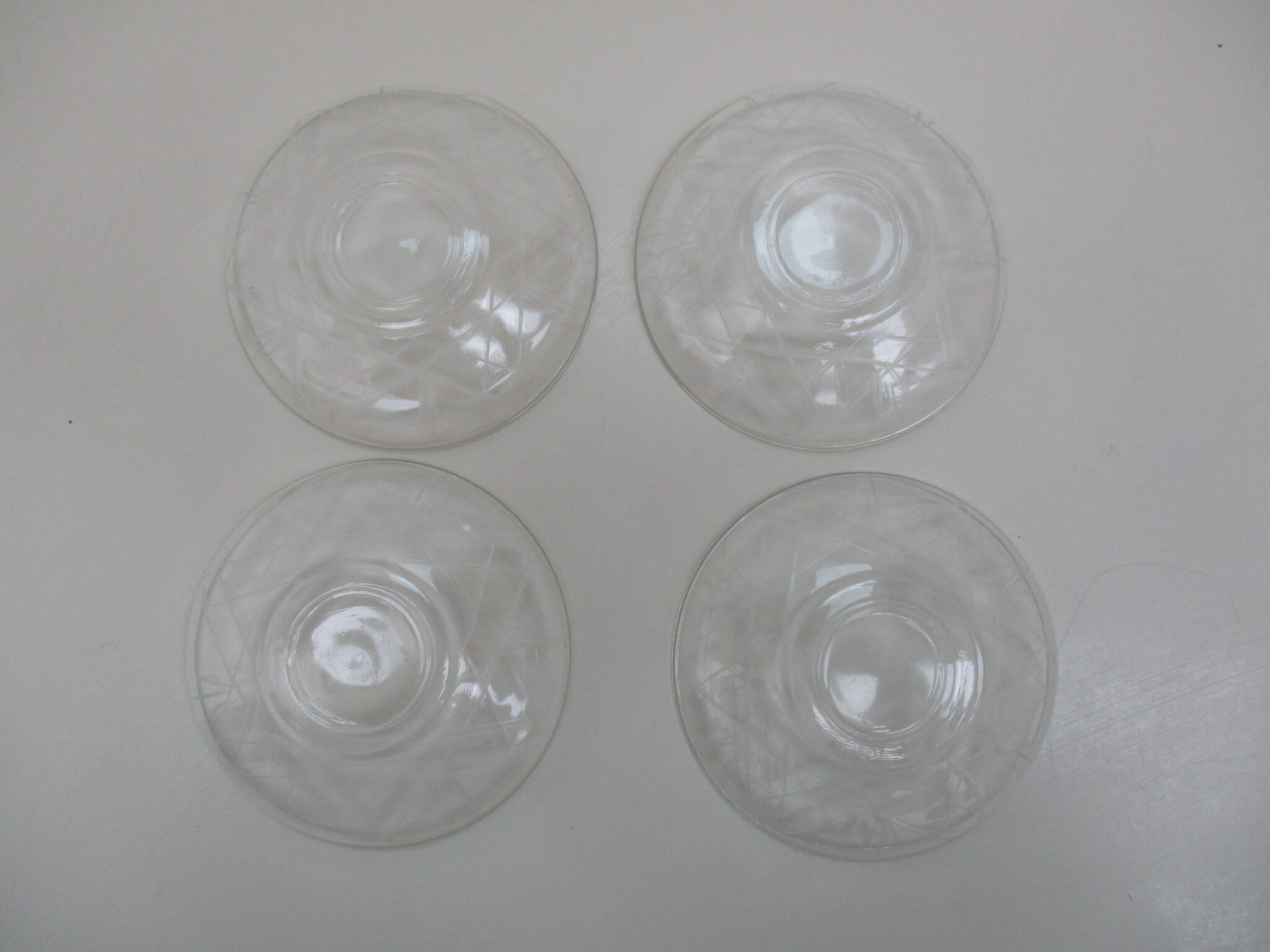4 coupelles en verre gravé art déco