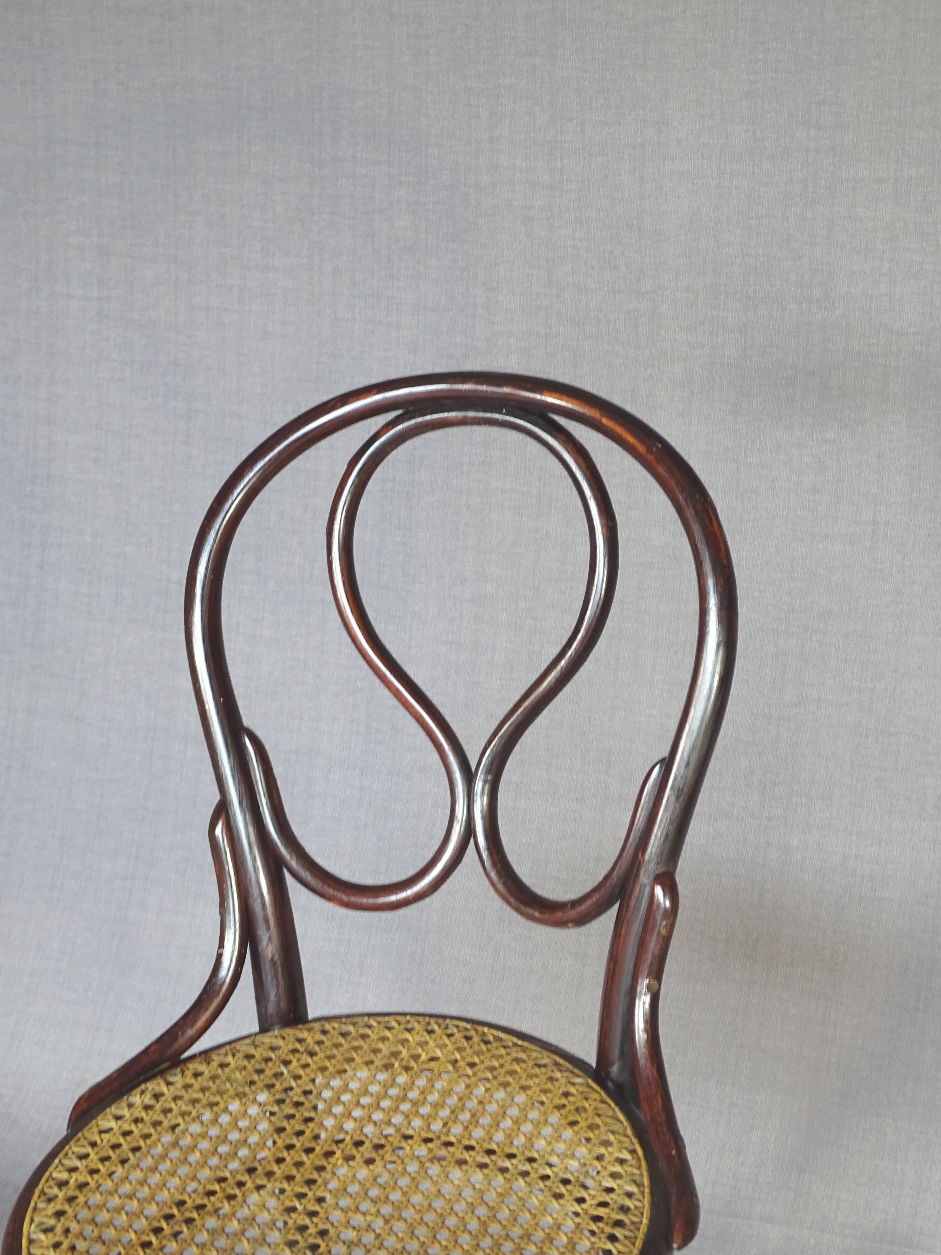 Bistro chair No. 20 by Thonet, in rosewood style, circa 1890.