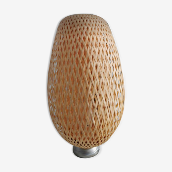Lampe de table en bambou d'Asie du Sud-Est