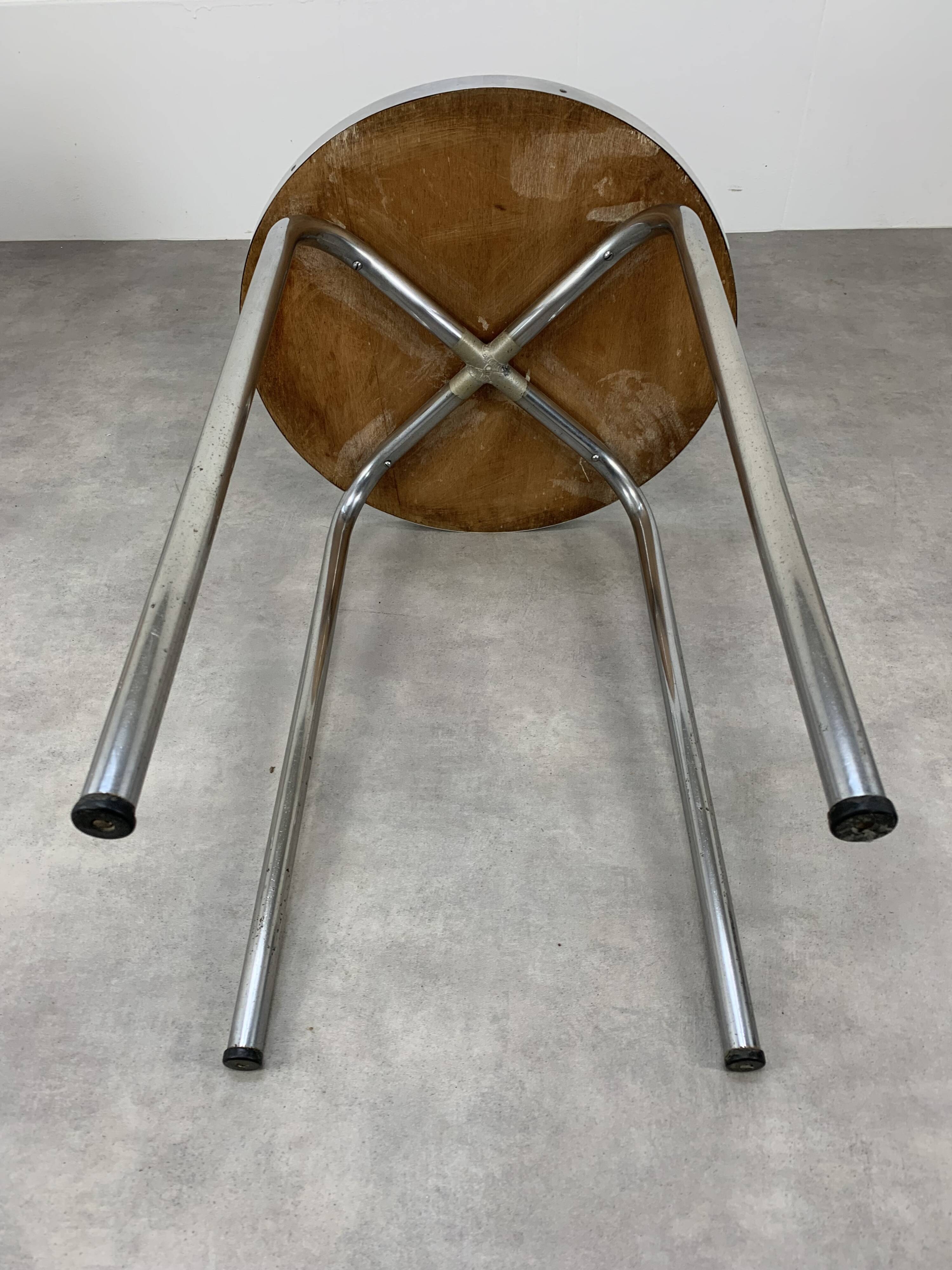 Bauhaus pedestal table, side table