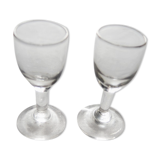 2 sered digestive glasses