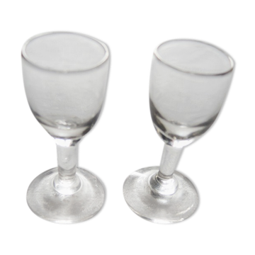 2 anciens verres à digestif épurés