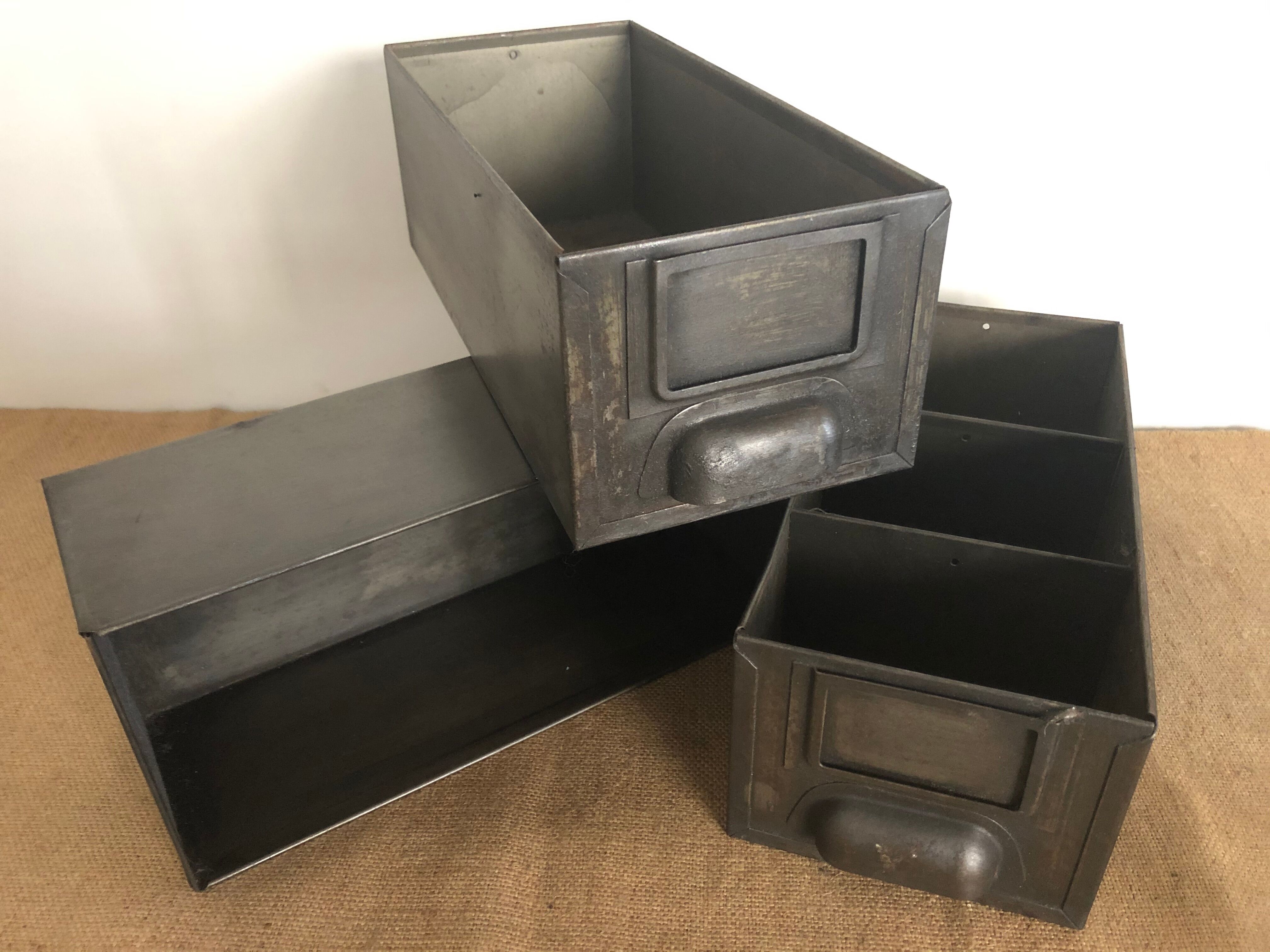 Trio de casiers industriels tiroirs d'atelier