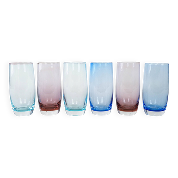 Ensemble de verres colorés, design italien, années 1980, production : Italie