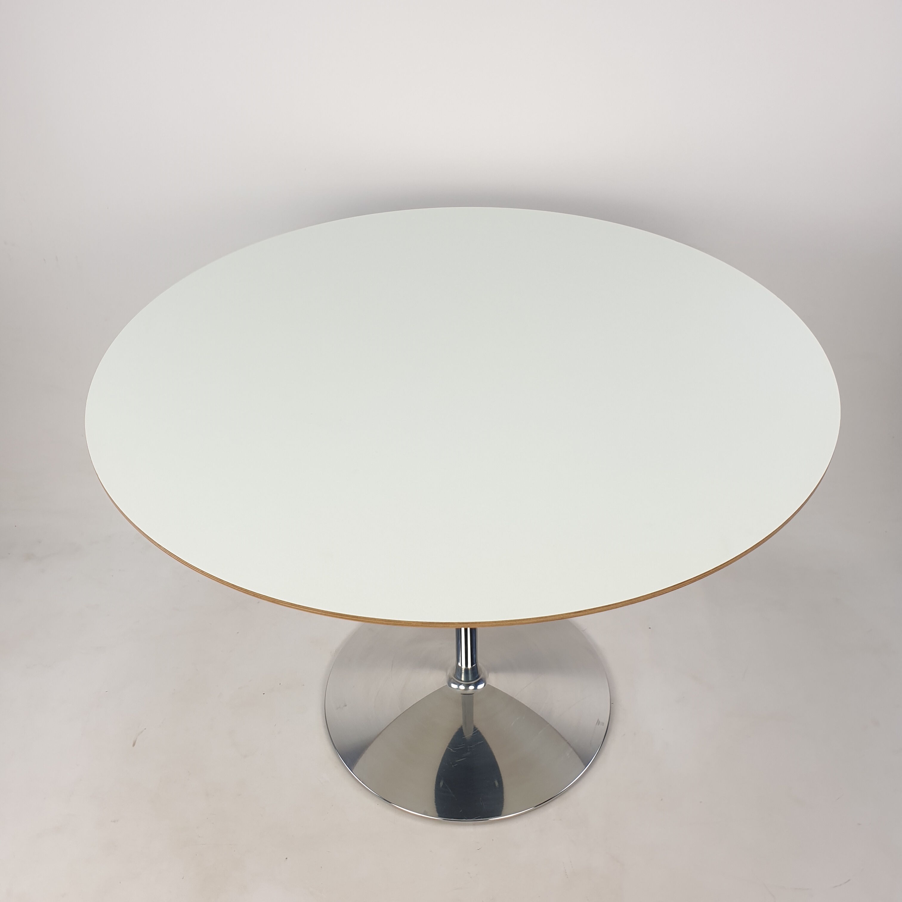Round Dining Table by Pierre Paulin for Artifort, 1990s