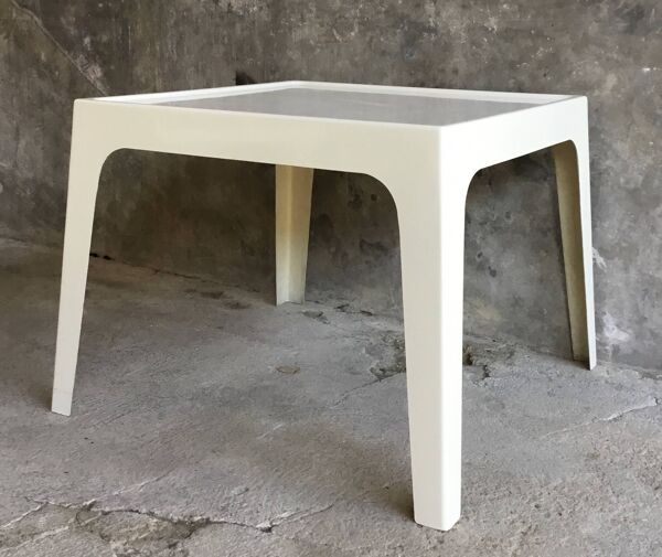 Table à manger carrée en fibre de verre - design space-age 1960