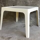 Square fiberglass dining table - space-age design 1960